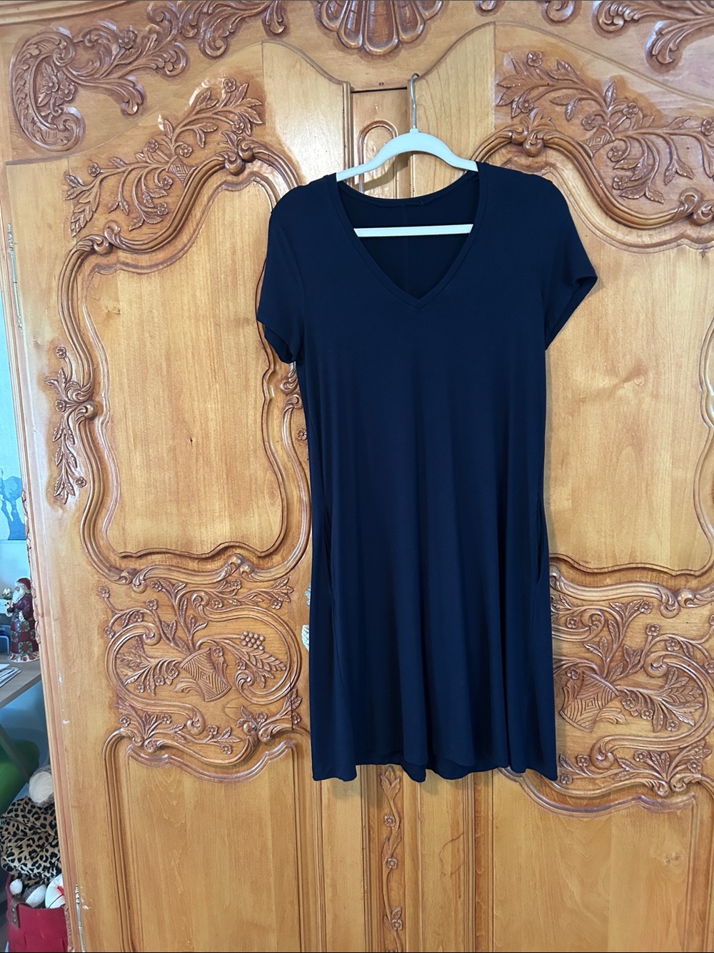 Everyday V-Neck Midi Dress in Navy - Women's